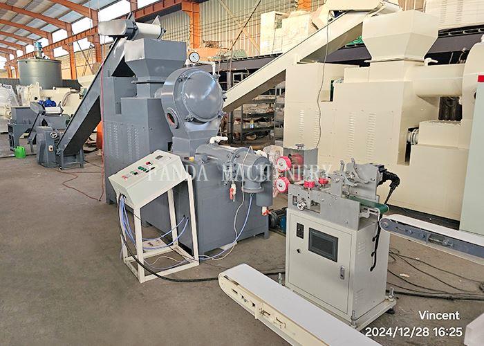 300Kg Small laundry soap machine line